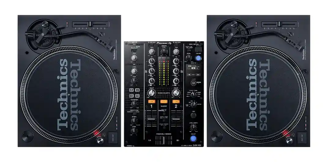 DJ Set Technics 1210 MK7 and DJM 450